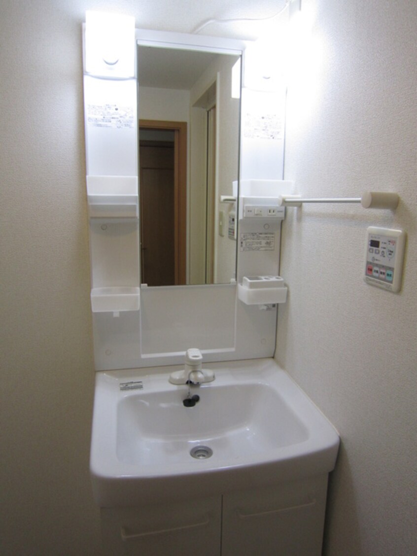 洗面 レフィナ－ドＥ