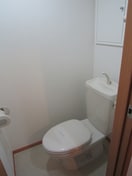 トイレ レフィナ－ドＥ