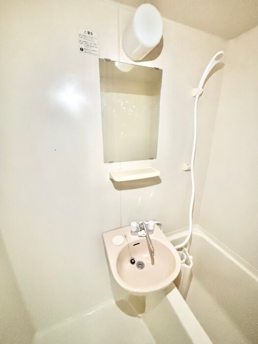 洗面 ＡＲＲＯＷＳ－Ｂ