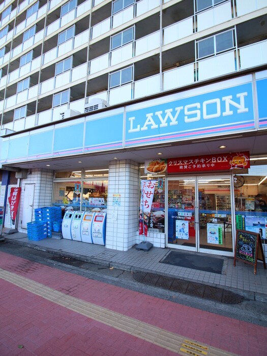 コンビニ(コンビニ)まで373m 河村ハイツ