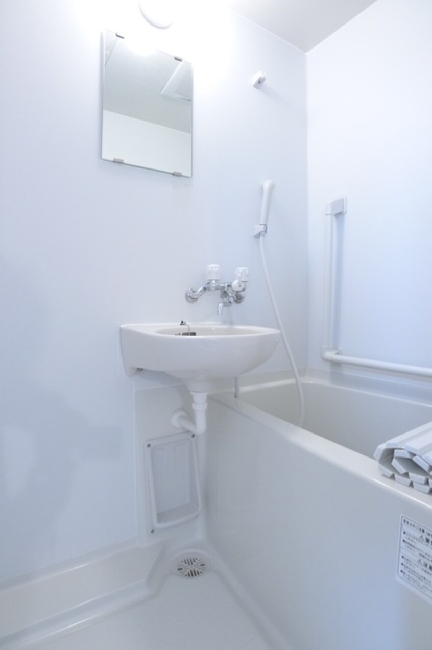 バス／シャワールーム等 ＫＴドミ－ル