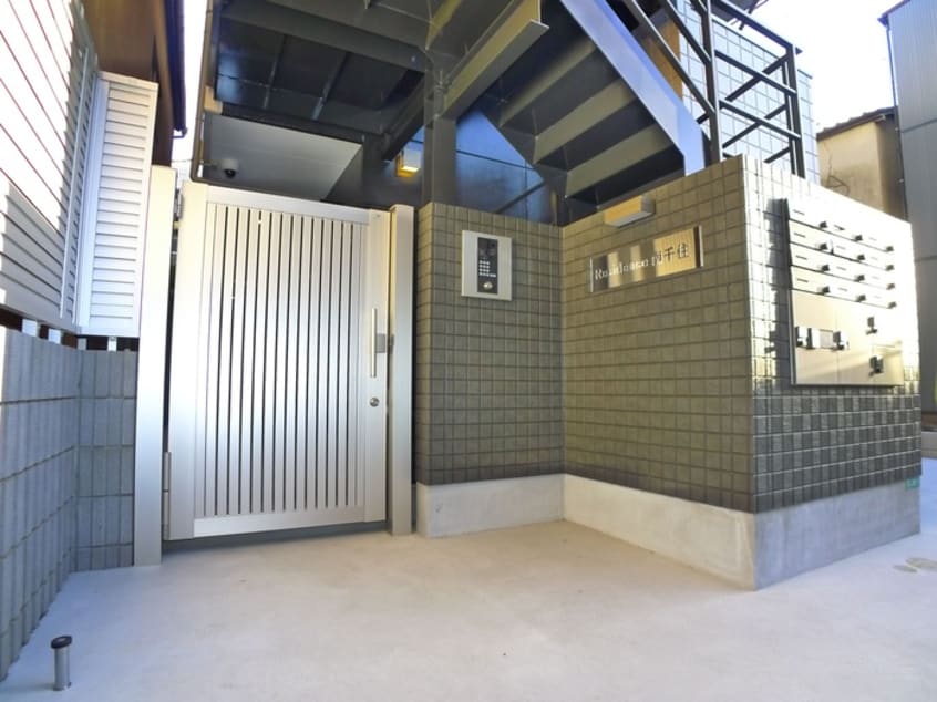 エントランス部分 レジデンス南千住