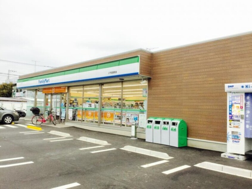 ファミリーマート　小平回田町店(コンビニ)まで500m モンシャト－小金井成和