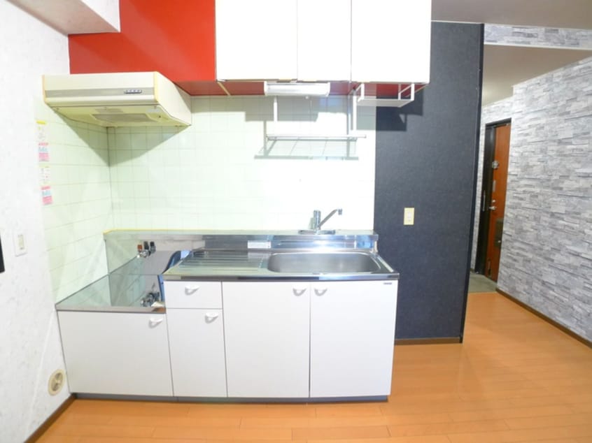 キッチン パインクレストヨシ