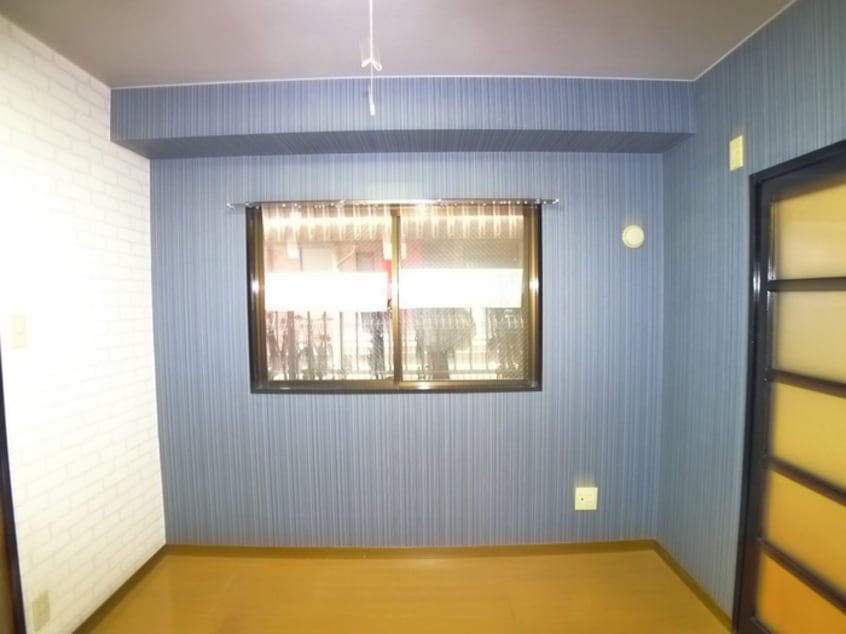 居室 パインクレストヨシ