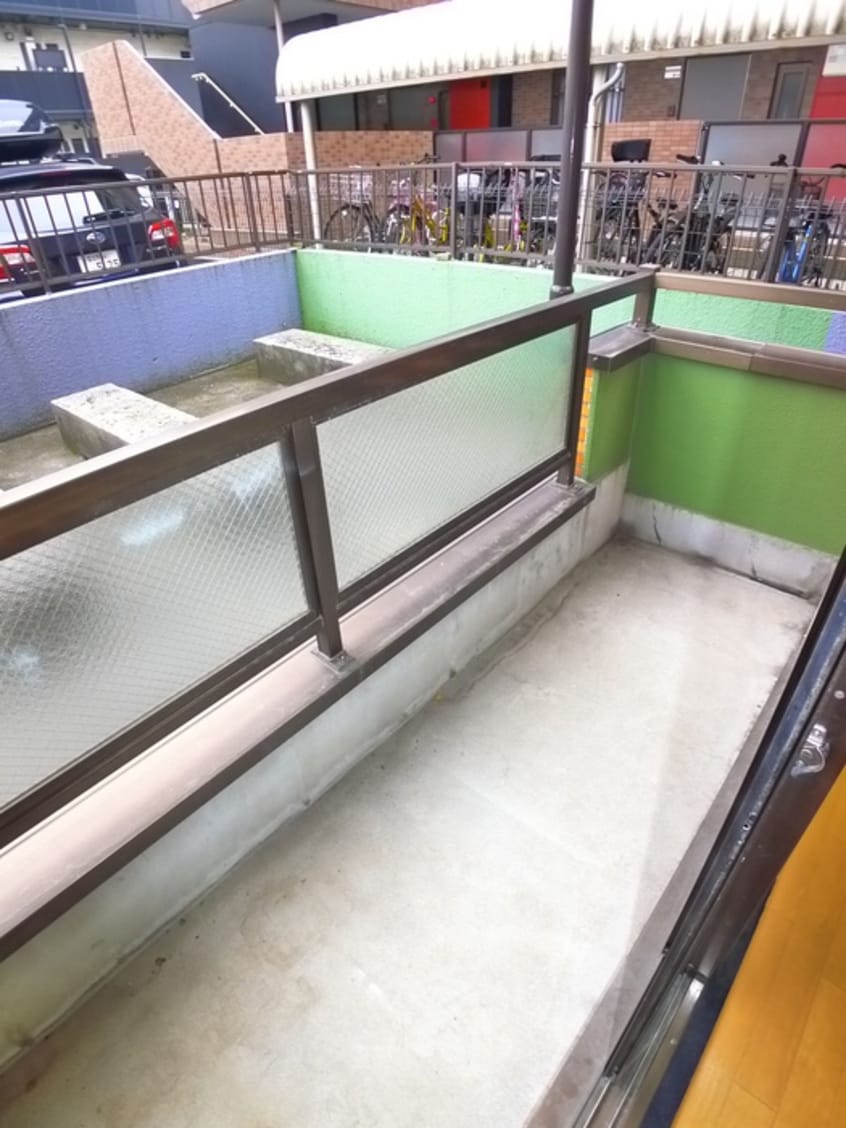 ベランダ・バルコニー パインクレストヨシ