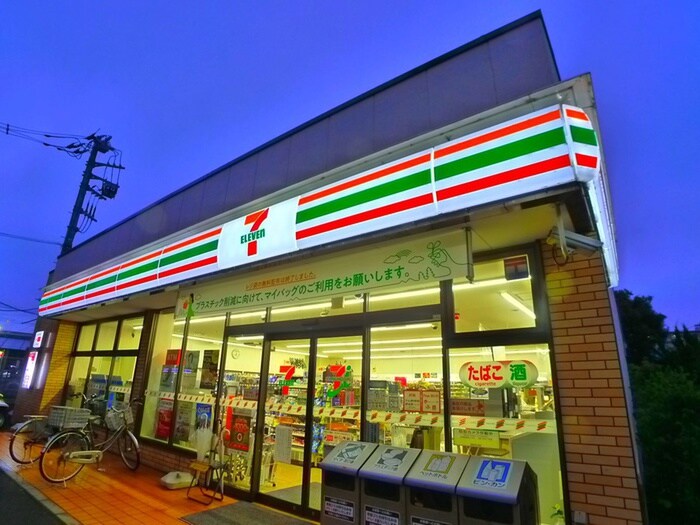 セブンイレブン(コンビニ)まで246m リブリ・コートアムールhokima