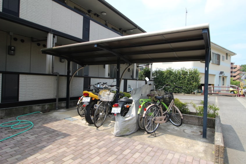 駐輪場 ボォルツ