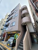 中里グリーンパークの外観