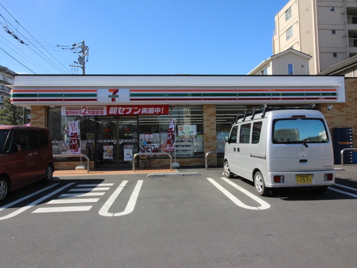 セブンイレブン(コンビニ)まで434m Ｐｒｅｓｔｉｇｅ　Ｏｗｎ