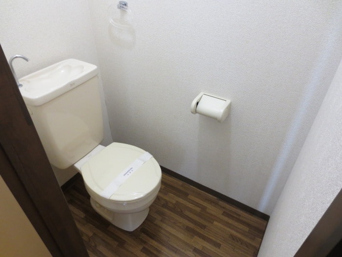 トイレ レーベンハイムＢ