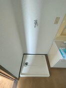 洗濯機置場 ニア－ハイム七里