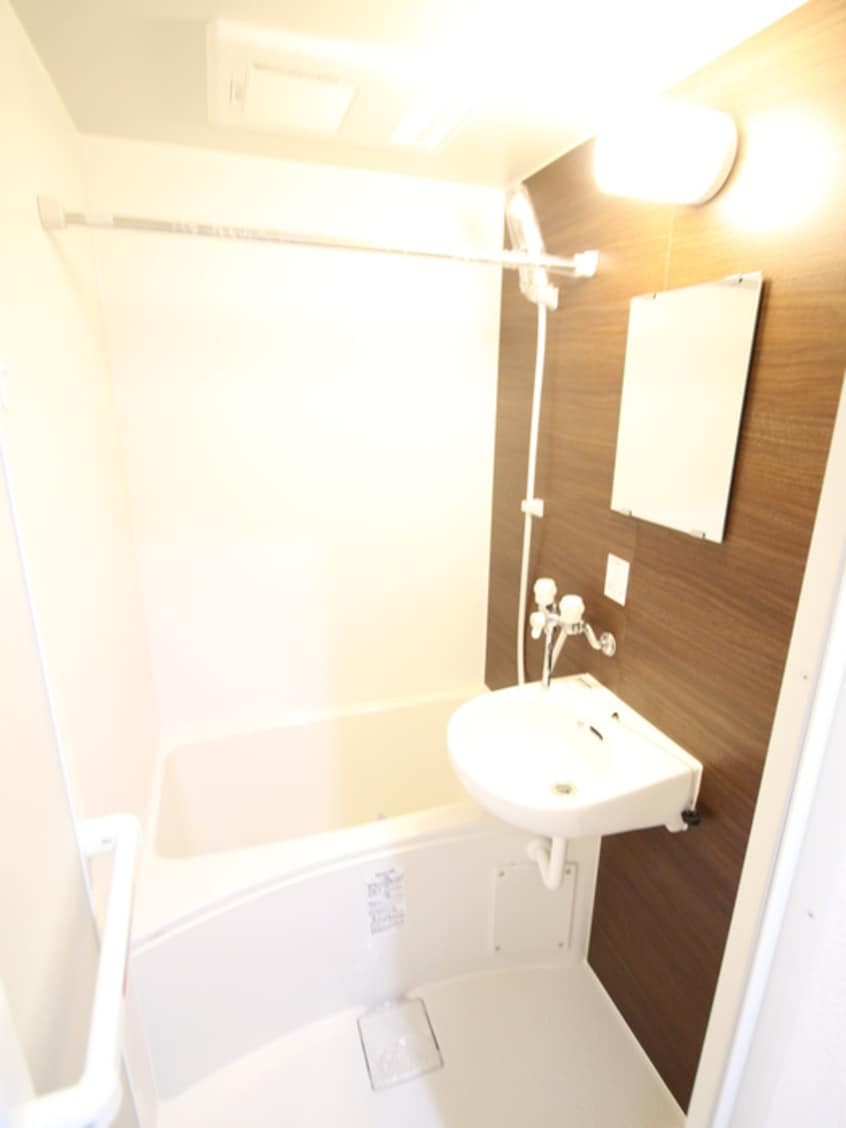 バス／シャワールーム等 ポルタピローテ