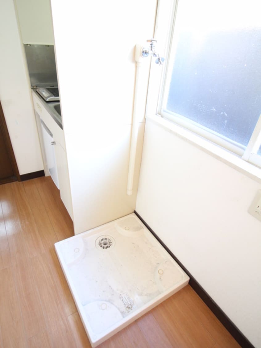 洗濯機置場 ルイスハウス