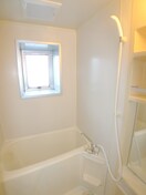 バス／シャワールーム等 パティオ並木