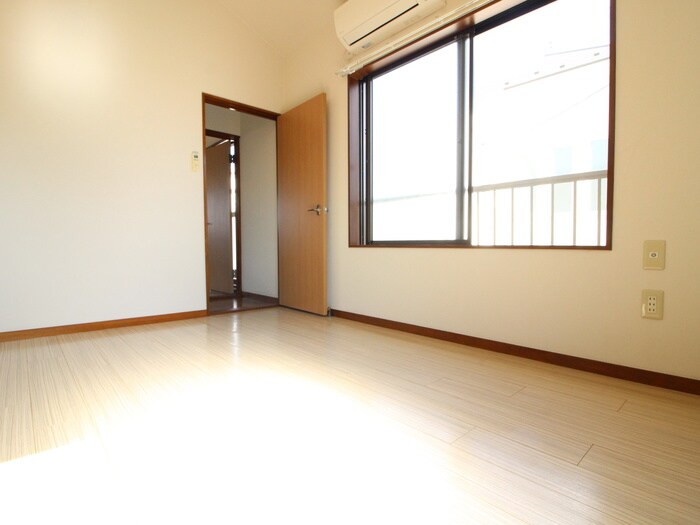 居室 HIRASAWA　HOUSE