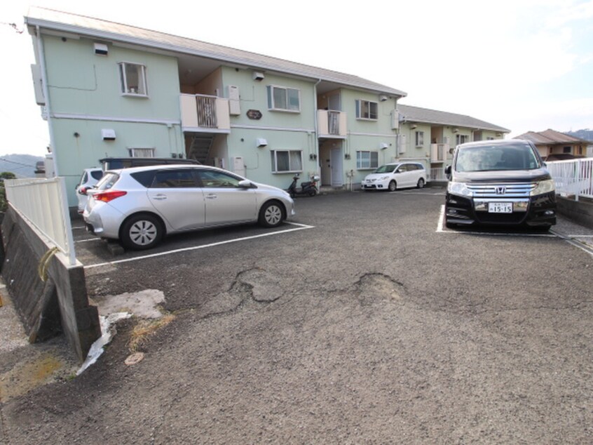 駐車場 ハイツウエスト