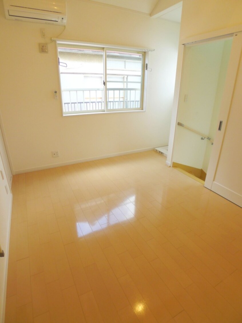 室内からの展望 サンハイツ五番館