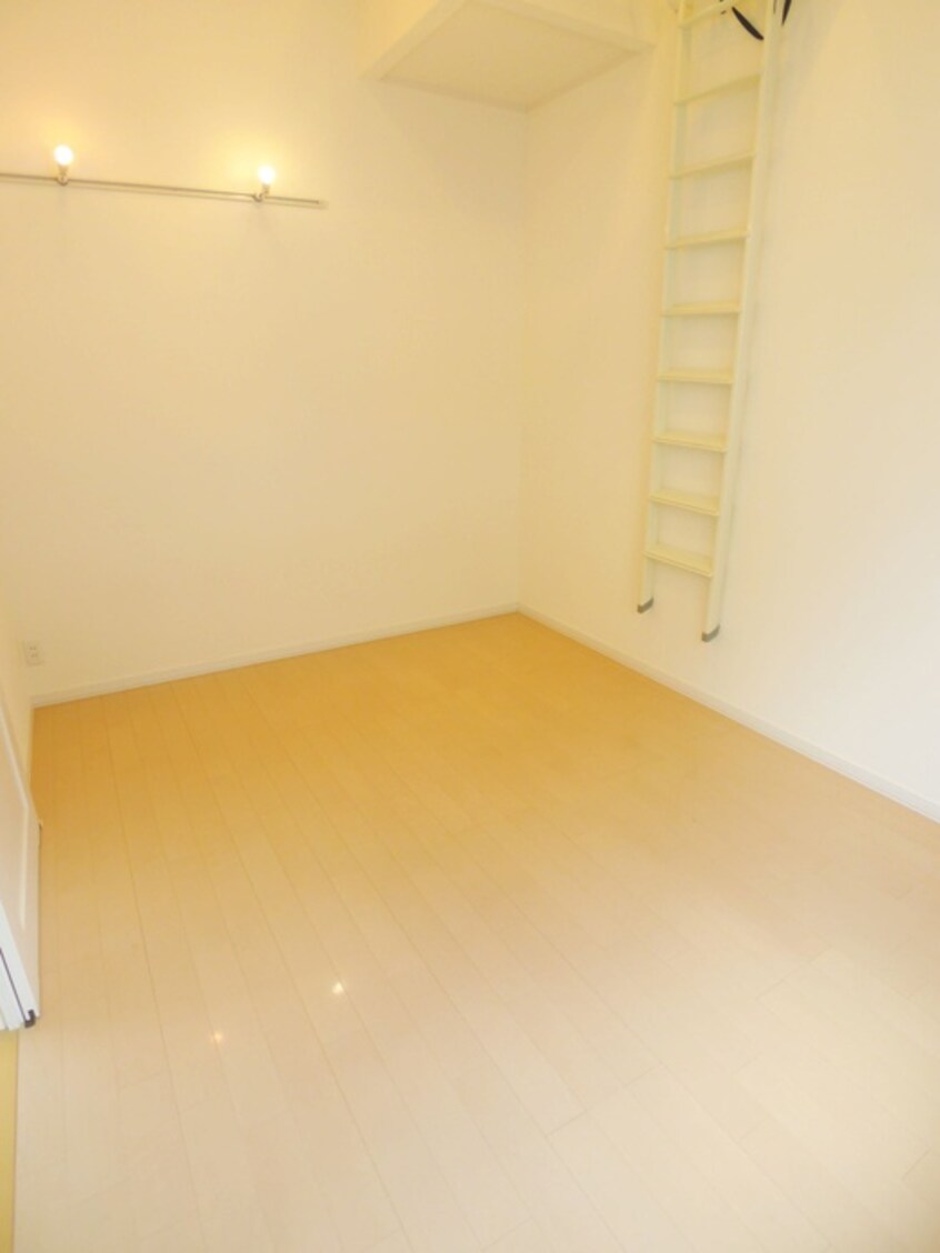 居室 サンハイツ五番館