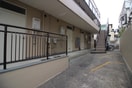 駐輪場 フローラルハイツ