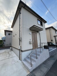 エルメゾンネクスト上尾原市Ｃ棟