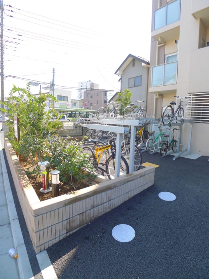 駐輪場 ＳＵＮ　ＣＲＥＳＴ