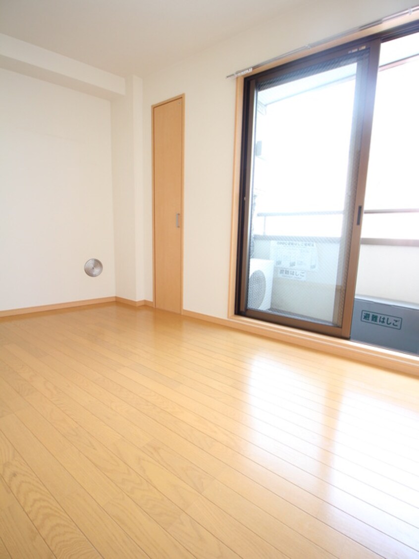 室内からの展望 ウィステリアプラス京島