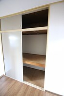 収納 鶴川スカイハイツ