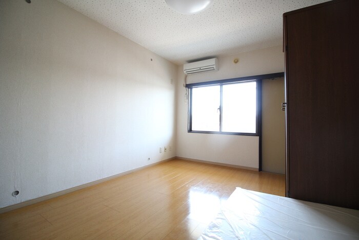 居室 コ－ポベルＡ