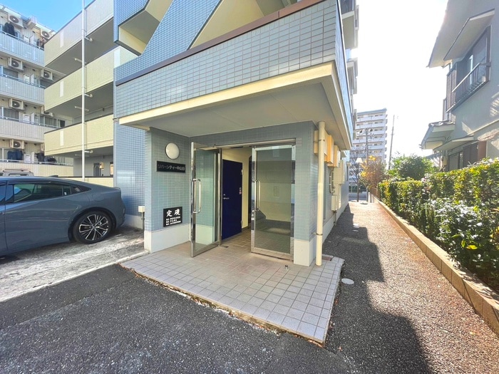 エントランス部分 リバーシティ中山B棟