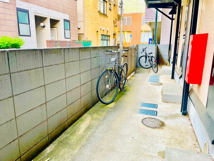 駐輪場 サンシテイ狛江
