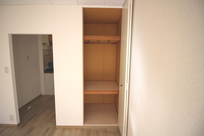 収納 サンシテイ狛江