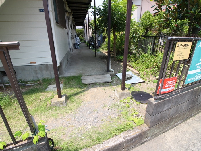 エントランス部分 コ－ポ平和