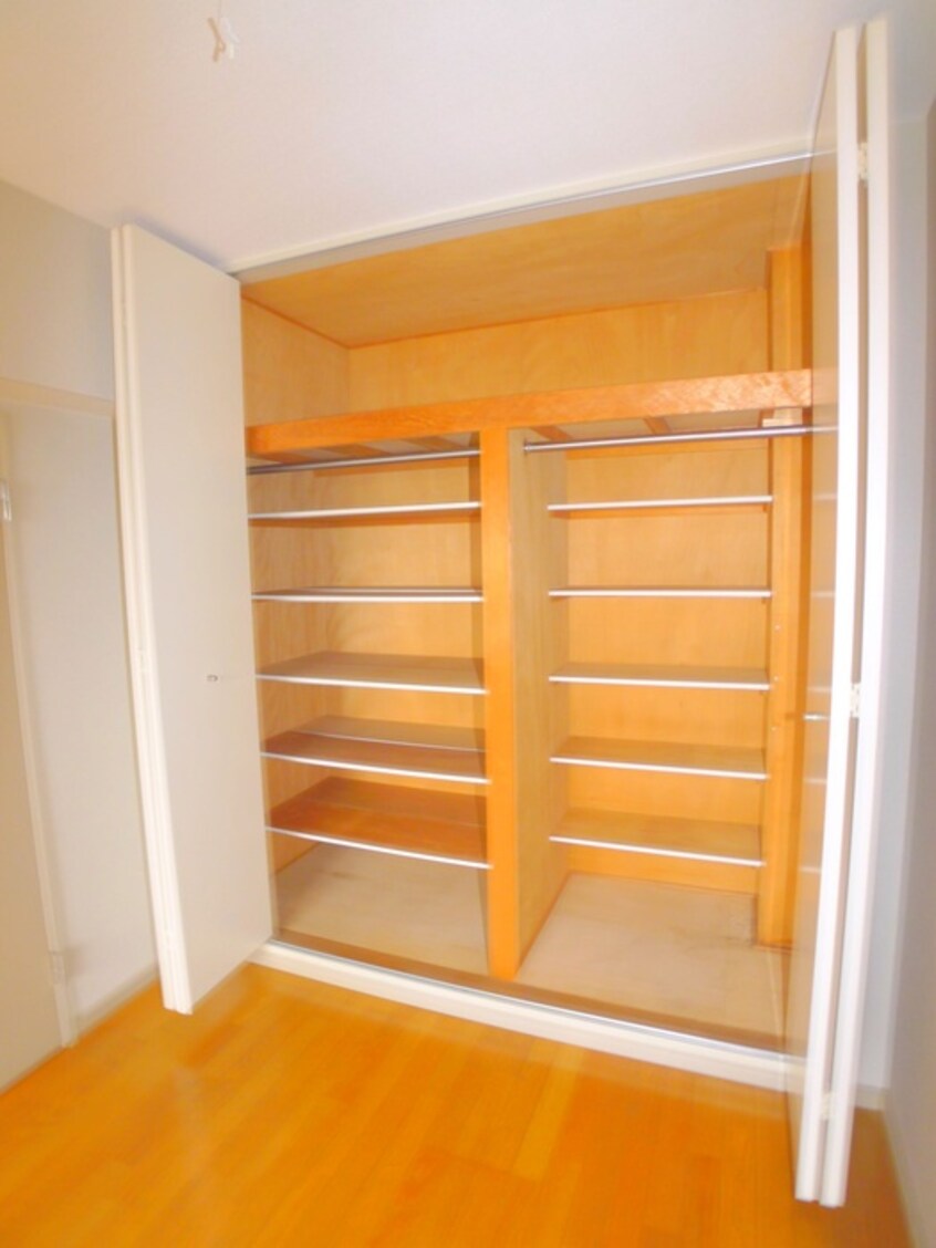 収納 テレパレス船橋三咲Ｂ棟