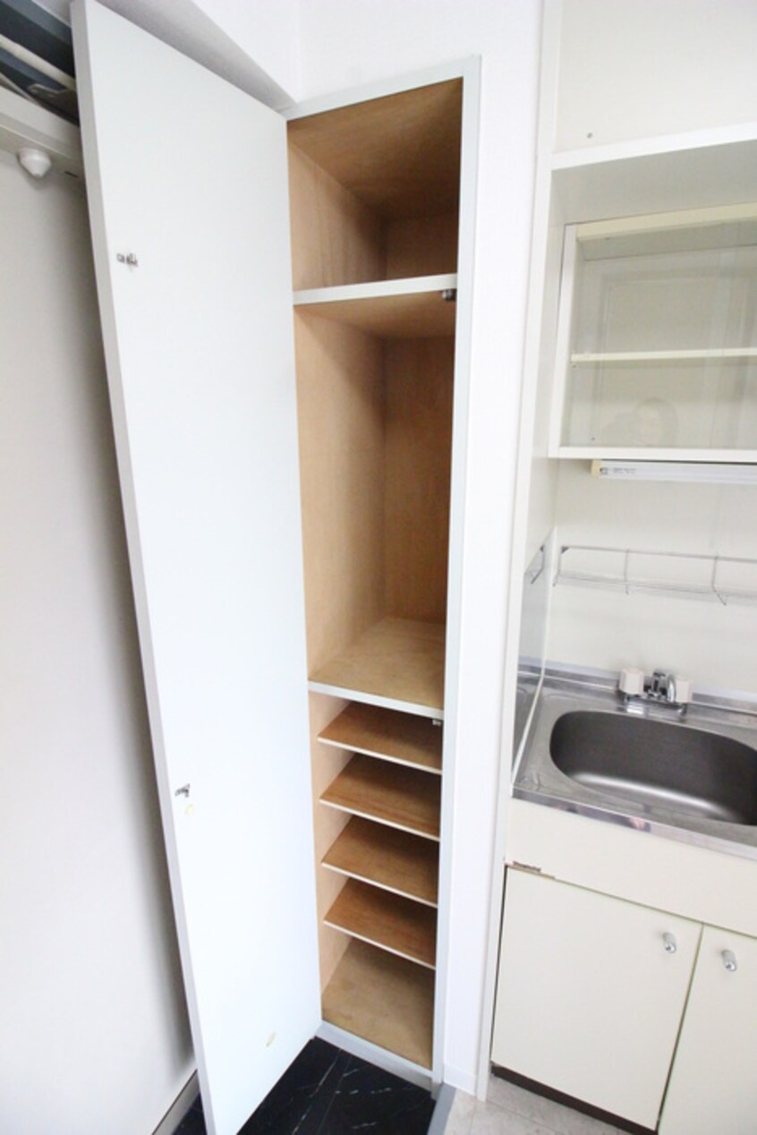 収納 アネックス国領