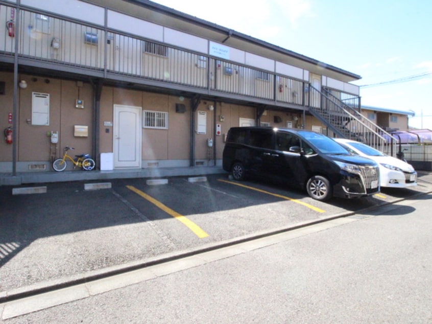 駐車場 ファミールハイツ