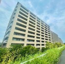 ｸﾞﾘｰﾝｻﾗｳﾝﾄﾞｼﾃｨ四番街(918)の外観