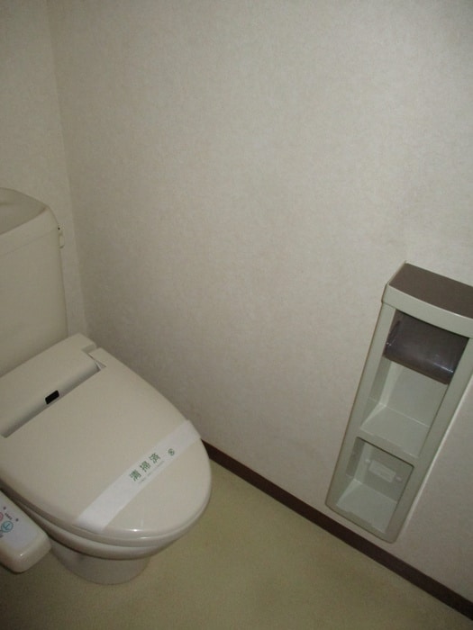 トイレ アルファ・クレス