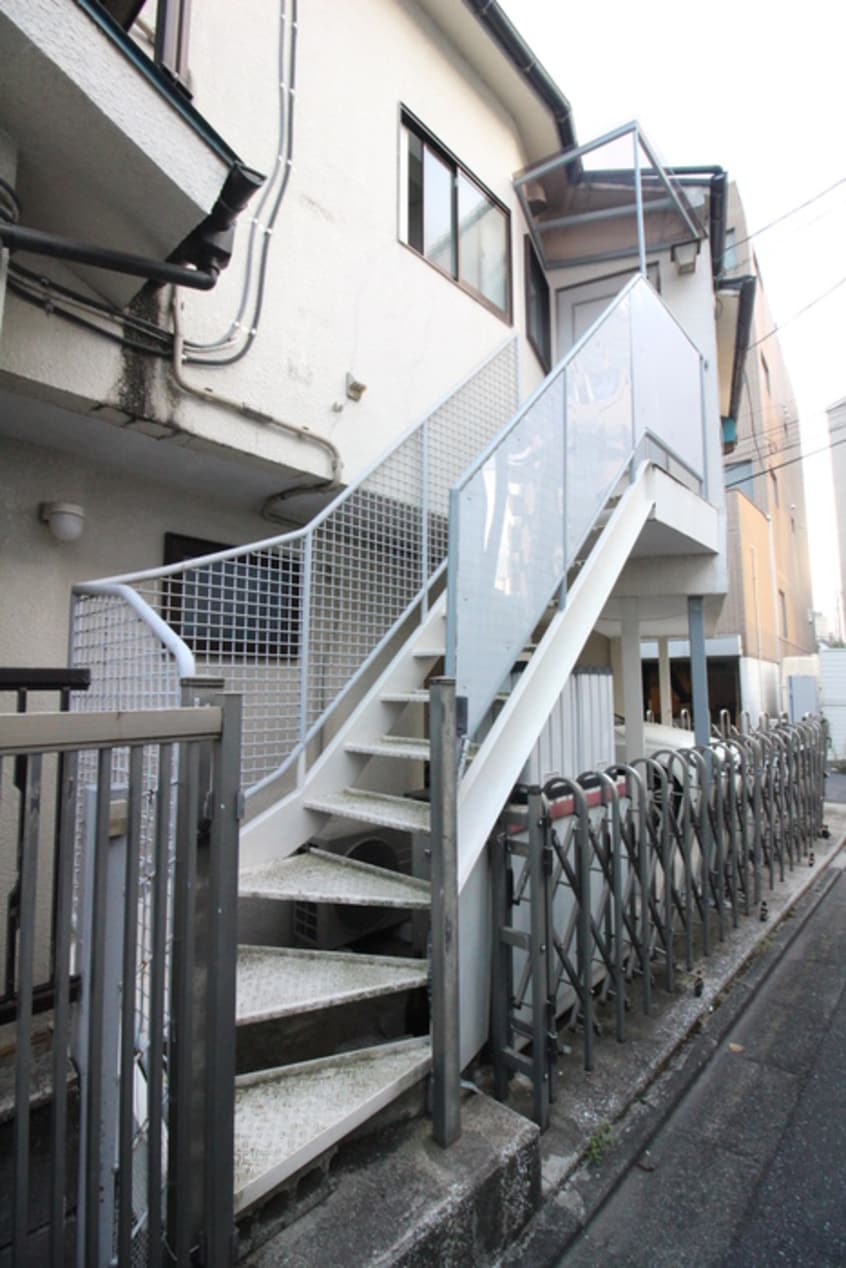 エントランス部分 関根荘