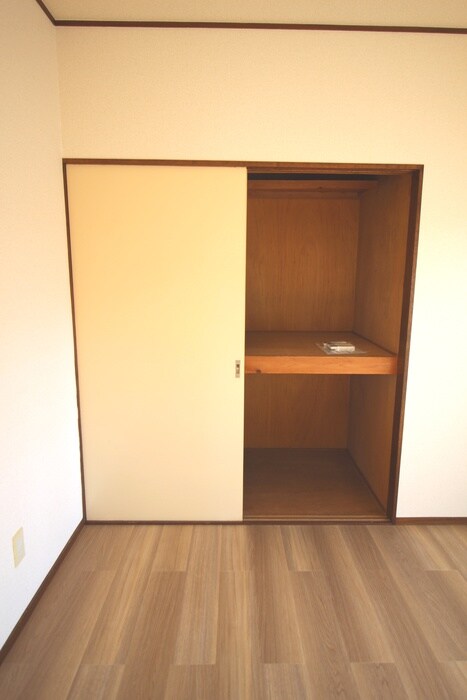 収納 中山ａｉハイツ