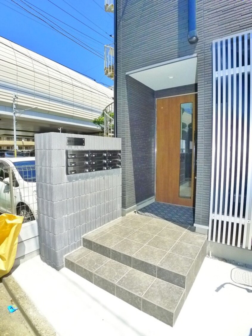 エントランス部分 湊町ウッドヴィレッジ