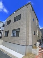グラティア