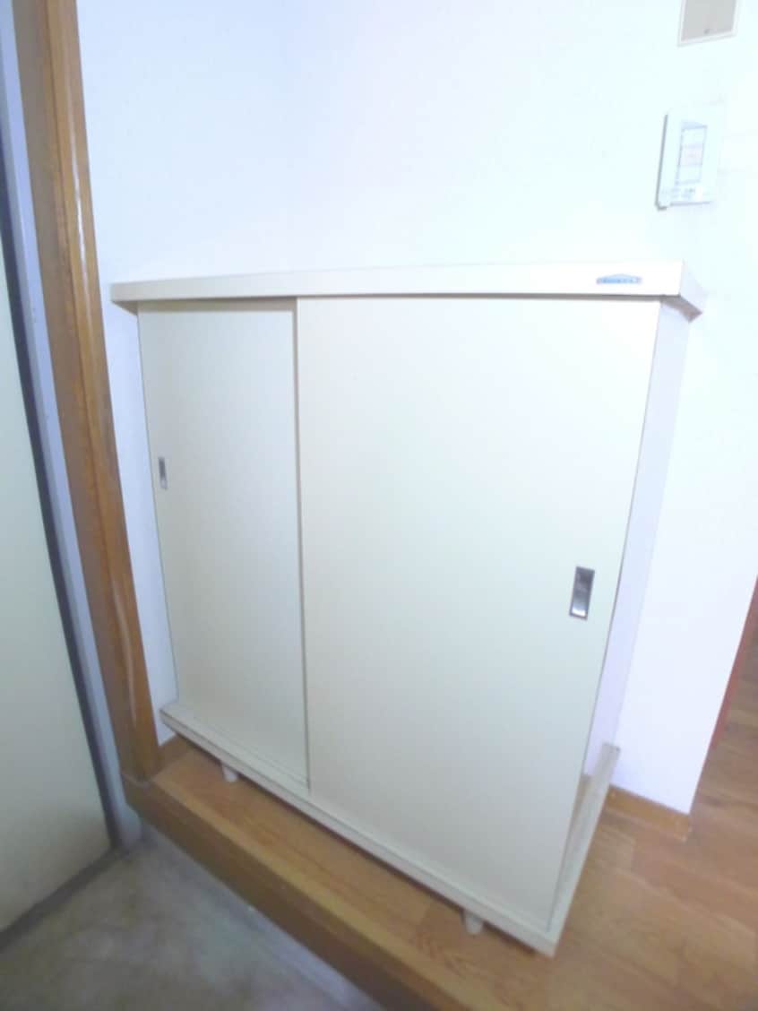 靴箱 エルベ中山