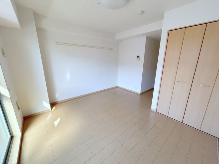 居室 ロッソ・美園