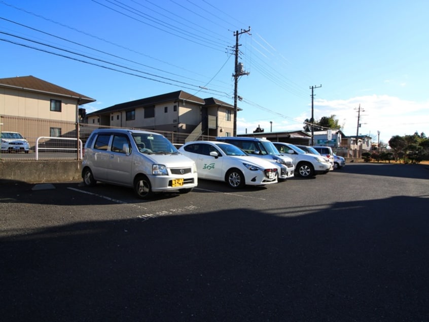 駐車場 ビレッジハウス阿久和７号棟