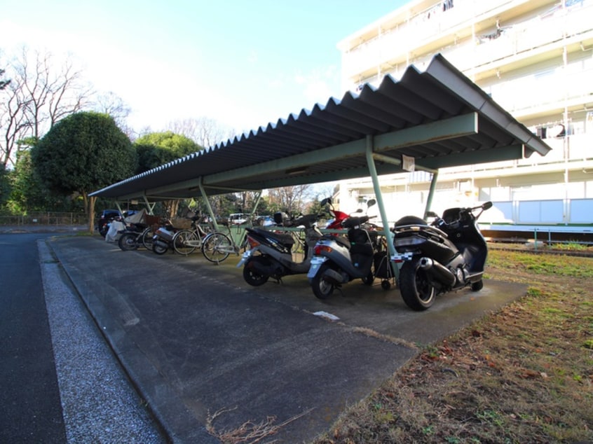 駐輪場 ビレッジハウス阿久和７号棟