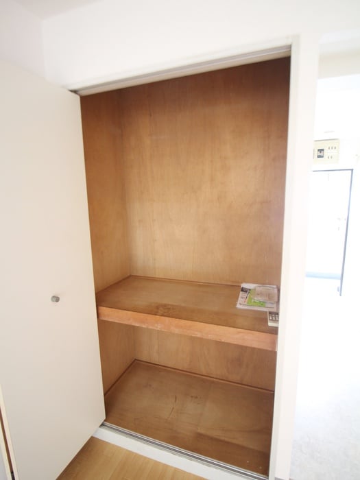 収納 セザ－ル南大井(206)