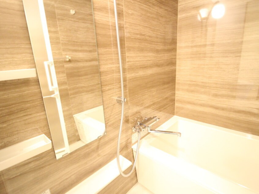 バス／シャワールーム等 Camellia