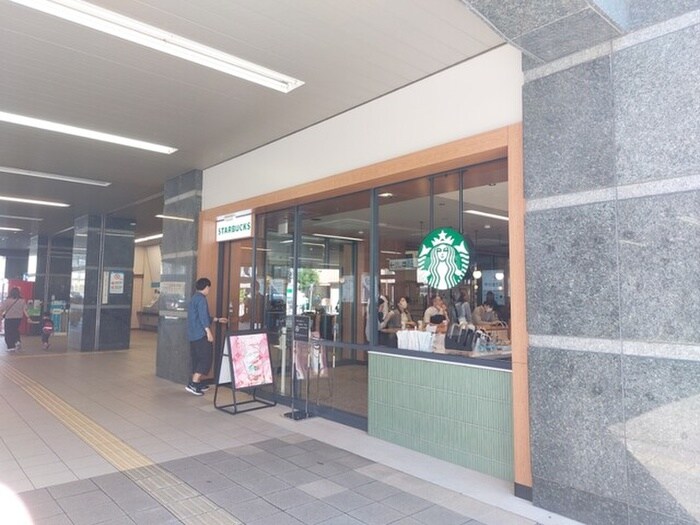 スターバックス(カフェ)まで112m ＶＩＳＴＡ　ＵＭＥＧＡＯＫＡ