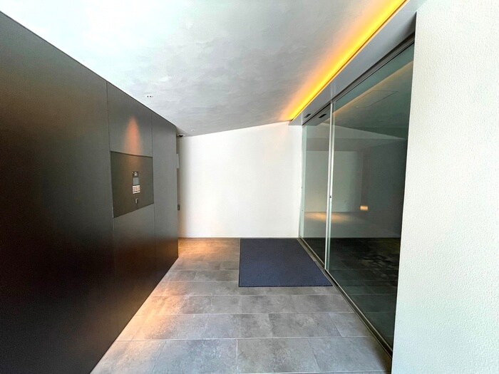 エントランス部分 プライムメゾン清澄白河